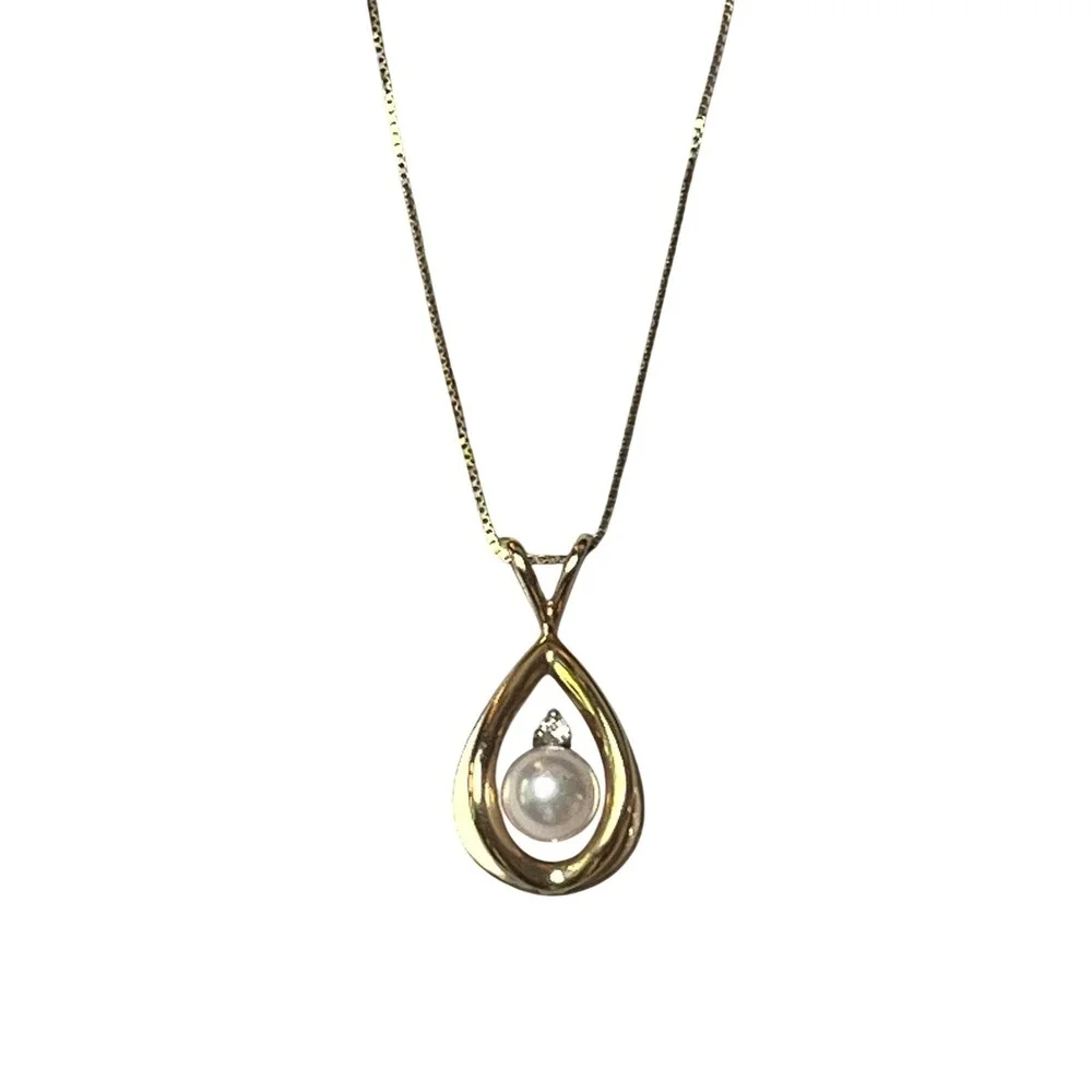 14KT Yellow Gold Pearl Diamond Teardrop Pendant Box‎ Chain Necklace Italy 2.7g